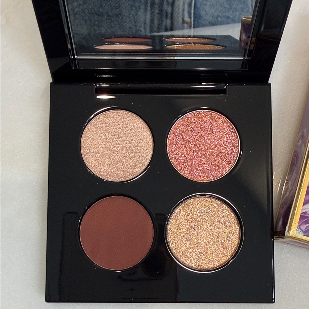 Pat McGrath Venus in Fleurs Eyeshadow Quad - Shimmering Neutrals